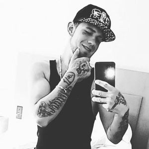 Meet your Posher, Ashton jay